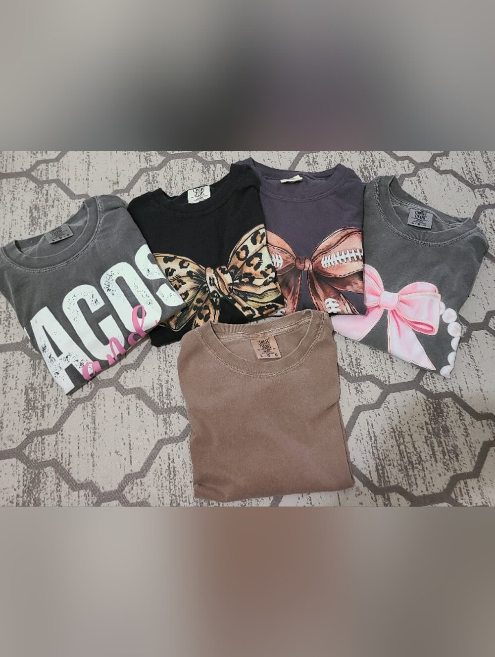 5 Comfort Color Graphic Tee - Charcoal, Black & Brown. Womems Size Large. NWOT